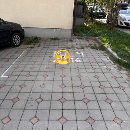 N & G Apartments Rîşnov Eksteriør bilde